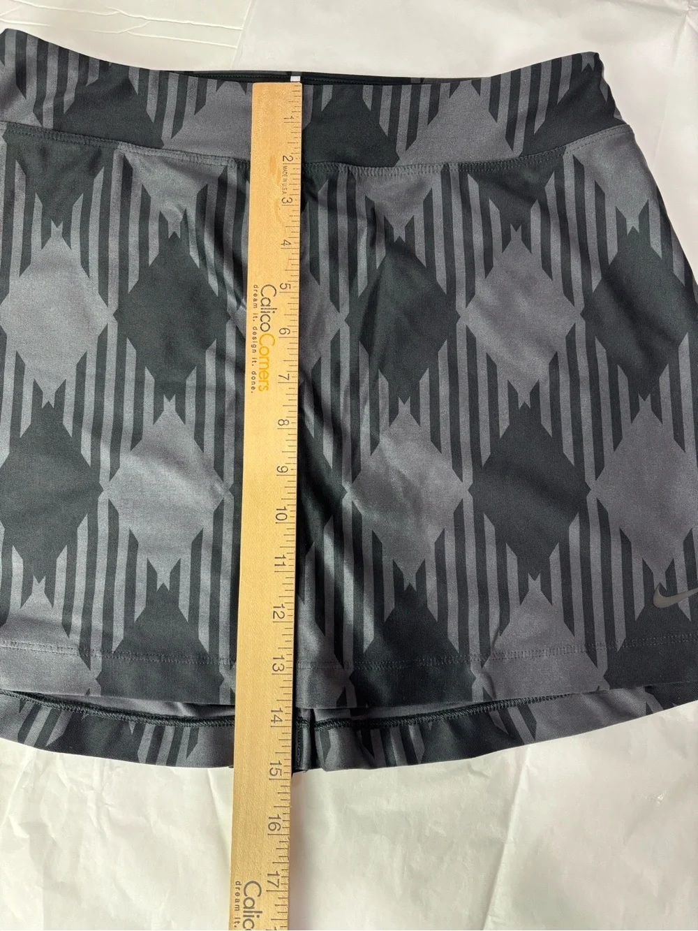 Nike Golf Sport Dri-FIT skirt black grey argyle plaid pattern size small - Picture 9 of 10